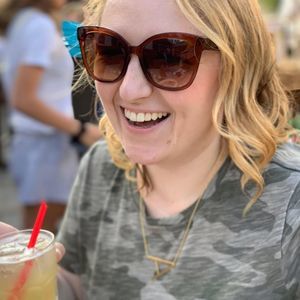 Meet your Posher, Amber